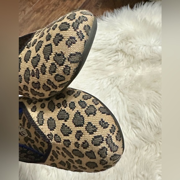 ROTHYS round toe washable cheetah flats - Picture 3 of 7
